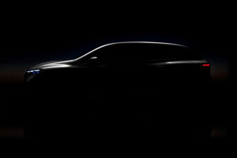 El 19 de abril se presenta el Mercedes-Benz EQS SUV
