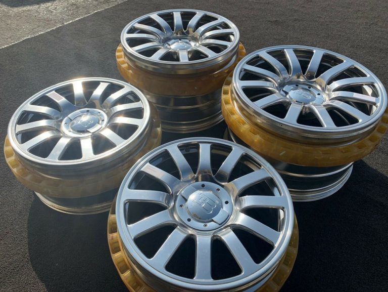 Por lo que piden por estas llantas de un Bugatti Veyron te puedes comprar un nuevo y flamante Kia Niro