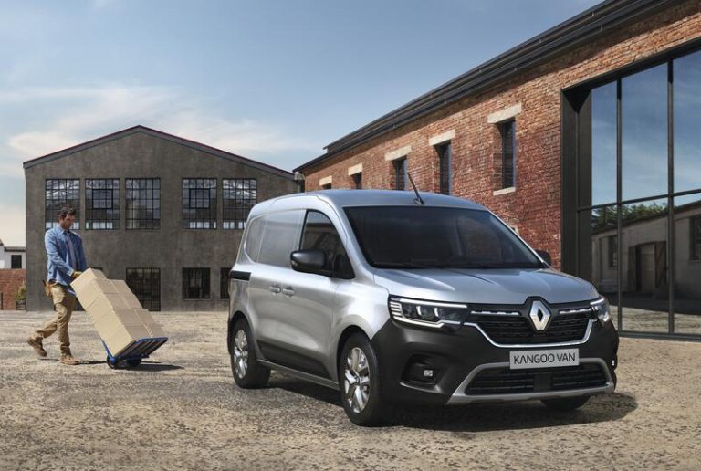 Mercedes, Renault, Stellantis o Volkswagen proveerán parte de la nueva flota pública