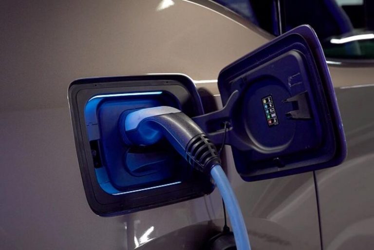 Los coches eléctricos usados se disparan: sus ventas crecen un 52%