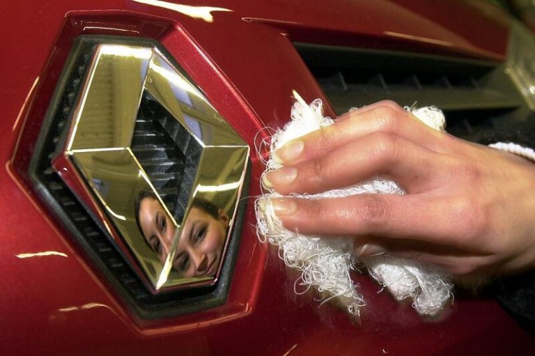 Renault podría reducir su participación en Nissan para financiar la electrificación