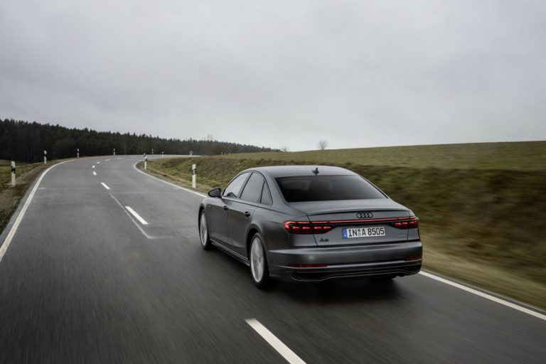 La nueva berlina Audi A8 lo tiene todo y es casi perfecto