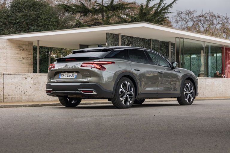 El nuevo Citroën C5 X es un smartphone con ruedas