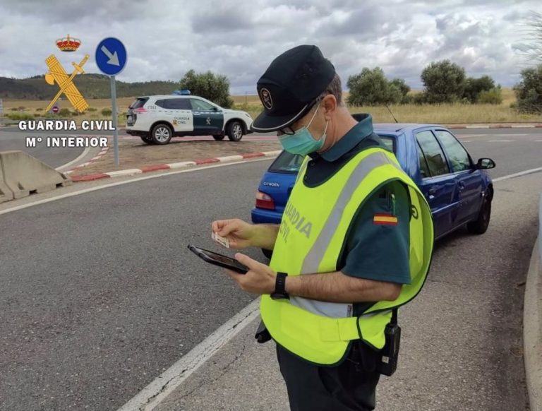 Descubre el número de radares de la DGT que nos vigilan, y no son pocos