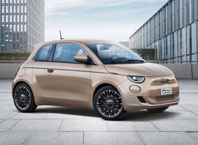 El nuevo Fiat 500e lidera la movilidad eléctrica de tu ciudad
