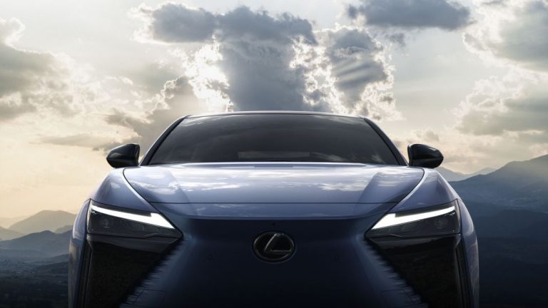 El Lexus RZ eléctrico se presentará el 20 de abril