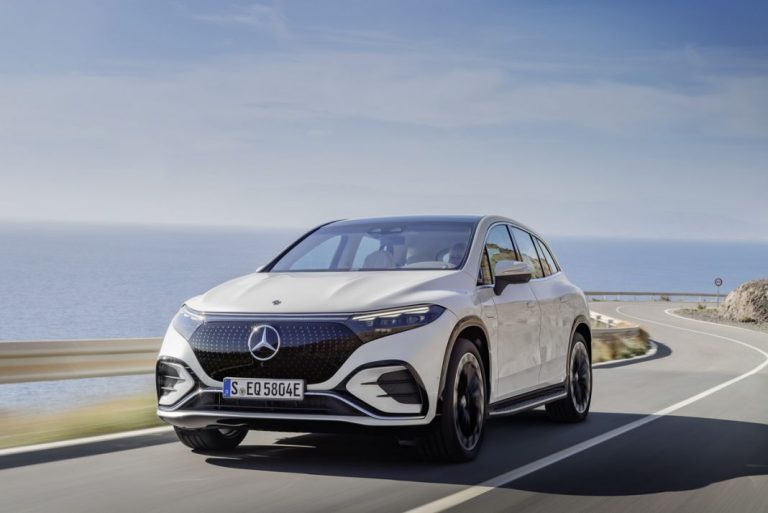 Mercedes EQS SUV: el buque insignia eléctrico se hace SUV