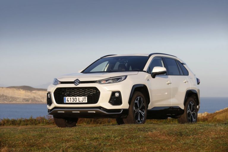 El Suzuki Across recibe una pequeña actualización