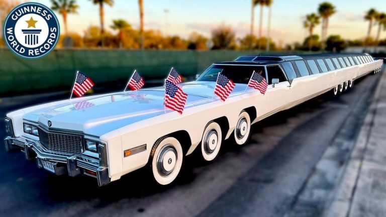 Así es el coche mas largo del mundo: 30 metros para 75 personas