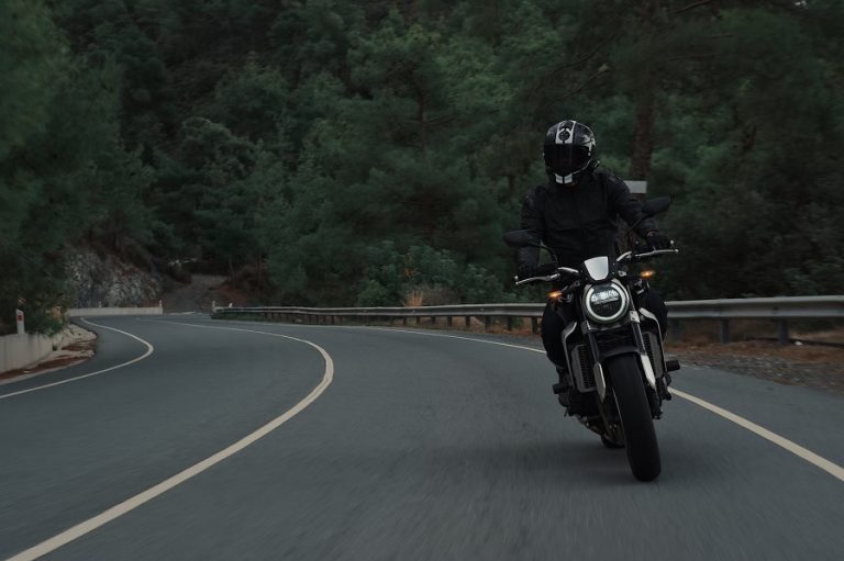 Carnets de motos en España: ¿qué tipos de motos puedes conducir con cada uno?