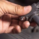 Cómo limpiar el caudalímetro del coche y evitar una avería de hasta 400 euros