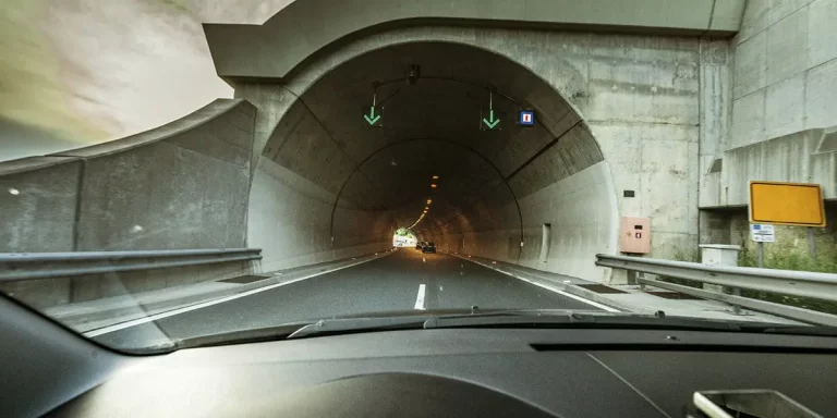 Los 5 túneles de carretera más largos que tenemos en España