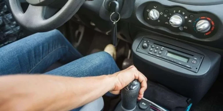 Embrague: Así debes cuidar esta pieza clave de tu coche y que cuesta una fortuna