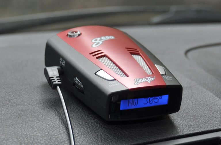 La forma de convertir tu teléfono en un detector de radares de la DGT