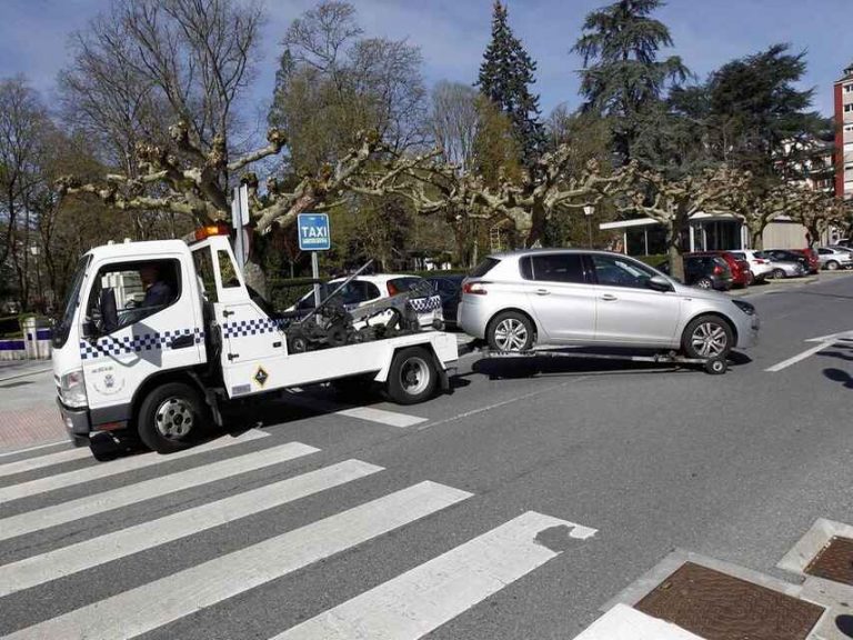 Por estas razones la DGT se puede llevar tu coche y quedárselo para siempre