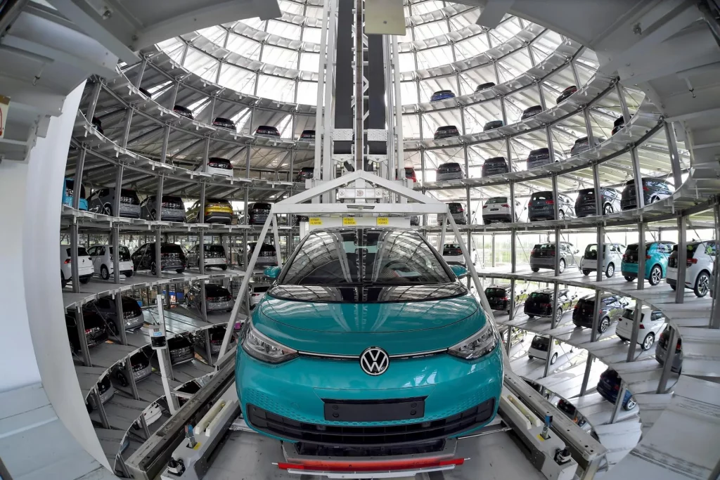 Volkswagen aprueba el mayor recorte de empleos de su historia: 50.000 puestos y cuatro plantas en riesgo 1 Motor16 ¿Cómo será la mecánica del Aero B?
