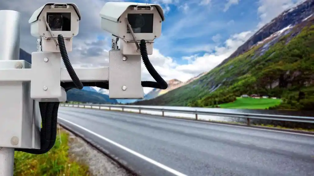 La DGT te multará por sobrepasar el límite