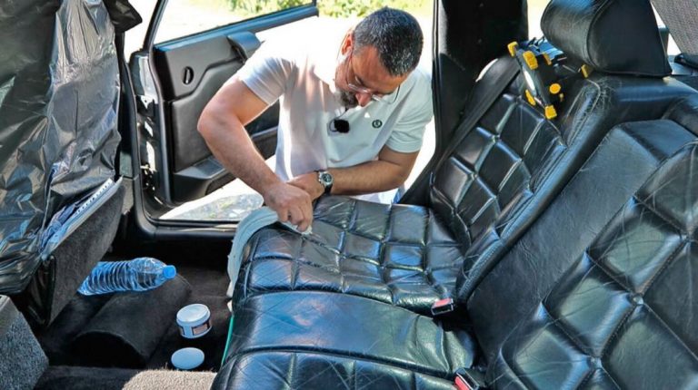 Cómo limpiar las manchas en la tapicería de cuero de tu coche