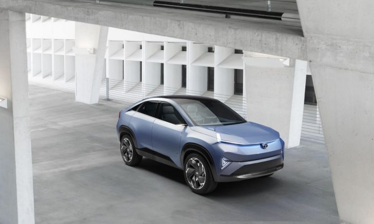 La marca india TATA muestra el Curvv Concept, un futurista SUV coupé eléctrico