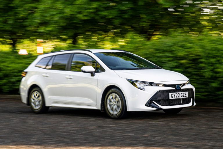 El Toyota Corolla planta cara a las furgonetas más trabajadoras