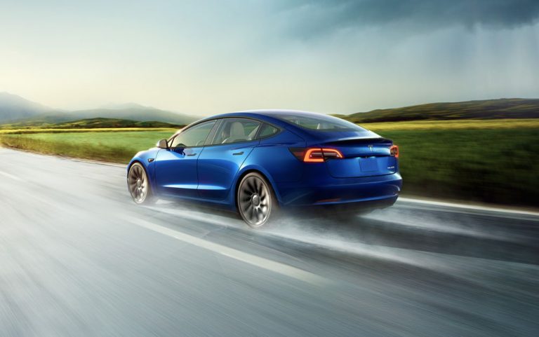 Tesla Model 3: se avistan cambios y mejoras