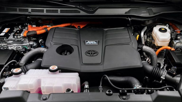 Toyota llama a revisión a 44.000 coches por un defecto en el motor V6 biturbo