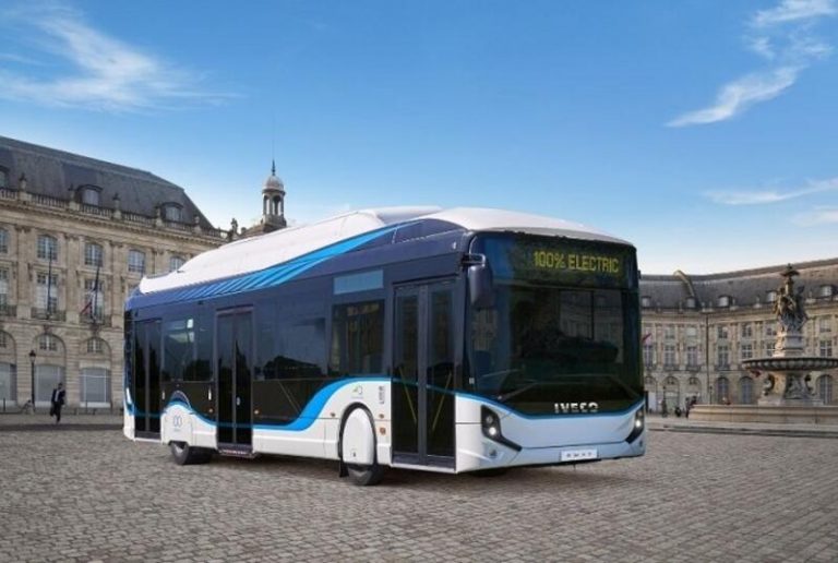 Sevilla tendrá cinco autobuses eléctricos Iveco E-Way