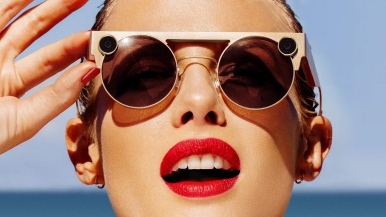 Conducir con gafas de sol: ¿Te puede multar la DGT?