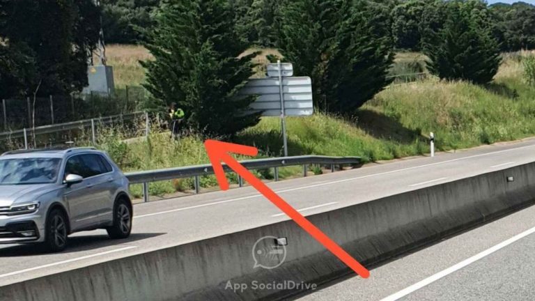 El Alfa Stelvio de cartón de la Guardia Civil y otros engaños de la DGT