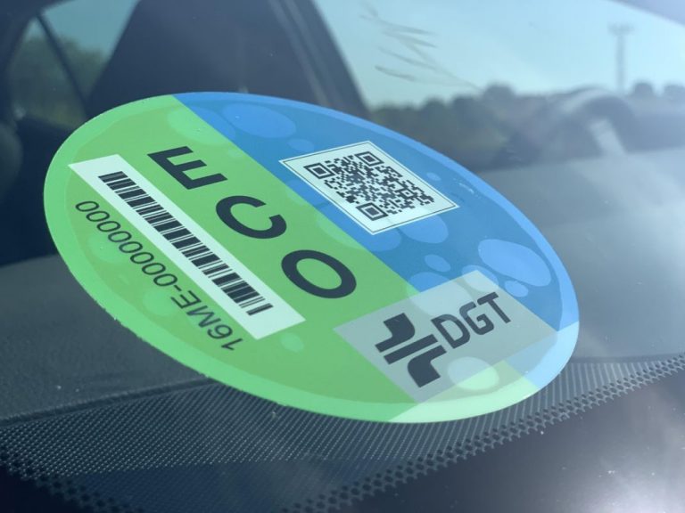 ¿Qué pasa si se me pierde o se me rompe la etiqueta medioambiental de la DGT?