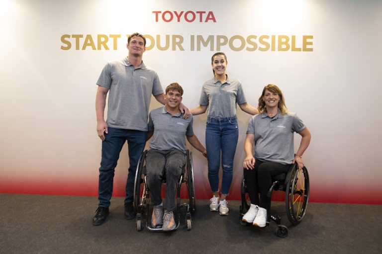 Carolina Marín, Niko Shera, Eva Moral y Martín de la Puente siguen en el equipo Toyota