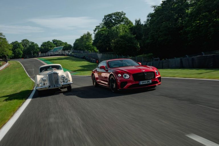El Bentley Continental cumple 70 años hecho un chaval