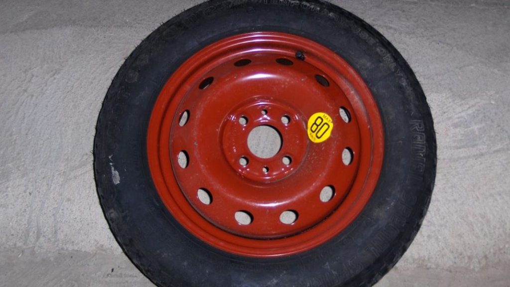 Fran (43), mecánico: "Si tienes que meter la galleta en el coche, ten mucho cuidado." 2 motor16 rueda de galletas