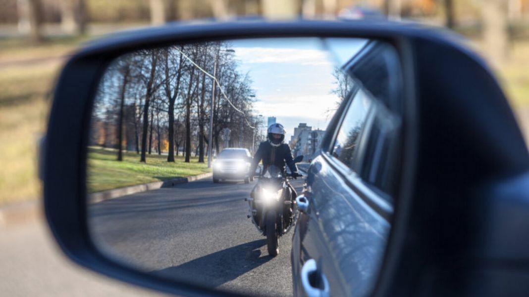 Otras normas de la DGT para las motos