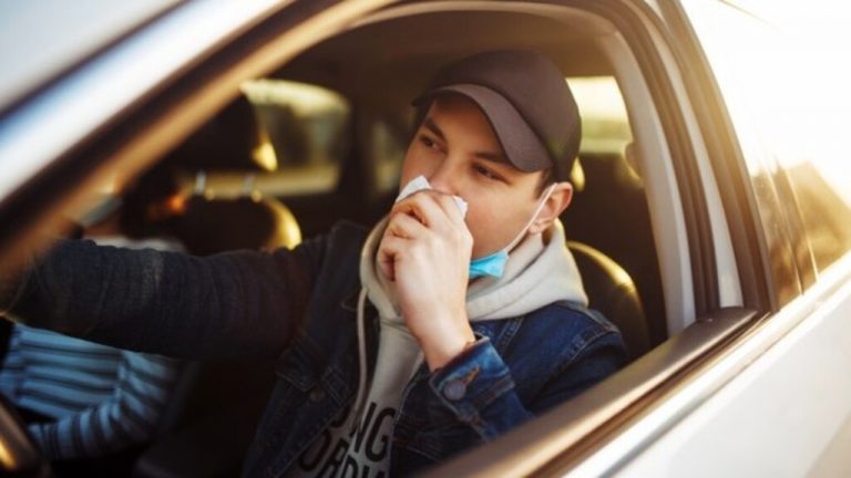 Conductor alérgico: la DGT tiene algo que decirte