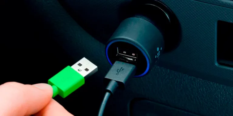 Si usas Android Auto por cable USB esto es lo que debes saber antes de tirar el dinero