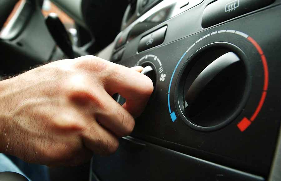 Calentar el móvil, derrocha gasolina