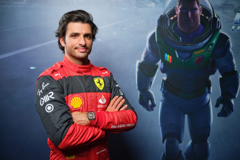 Carlos Sainz y Charles Leclerc hacen un cameo en ‘Lightyear’, la última película de Disney y Pixar