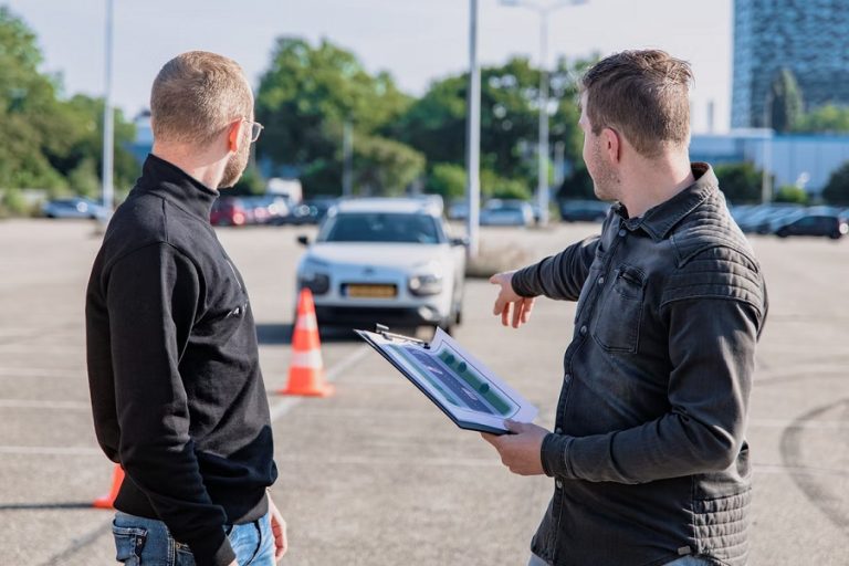 Examen DGT para Carnet de Conducir práctico