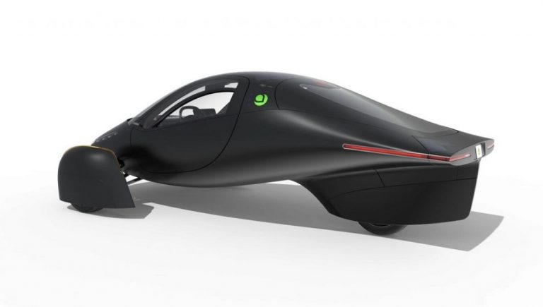 Este es el coche eléctrico que no tendrás que cargar