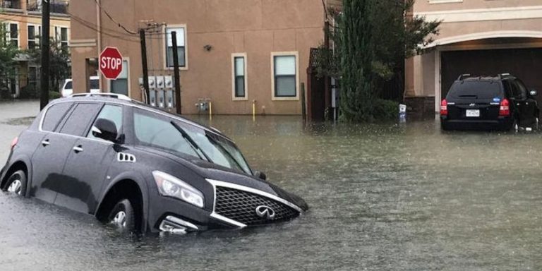 Aquí debes reclamar si a tu coche le han afectado las inundaciones