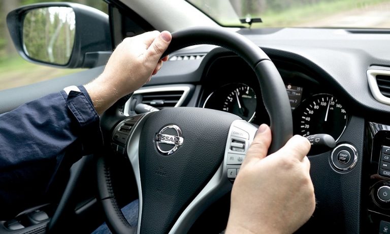 Esto es lo que tienes que hacer si tu coche vibra de más