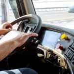 La multa de 1.000 euros que puede ponerte la DGT tras una cena: cómo afecta a conductores profesionales