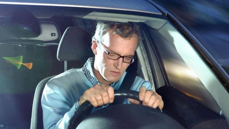Hipnosis de la carretera: qué es y cómo se puede evitar