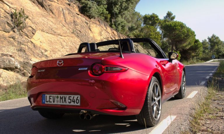 Coches deportivos que cuestan menos de lo que crees
