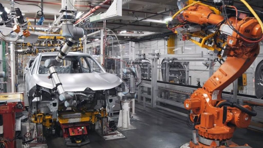 Fábricas chinas en Europa: Stellantis, Ford y Volkswagen ceden su producción a BYD, Chery y Geely 1 Motor16 Fábrica Villaverde