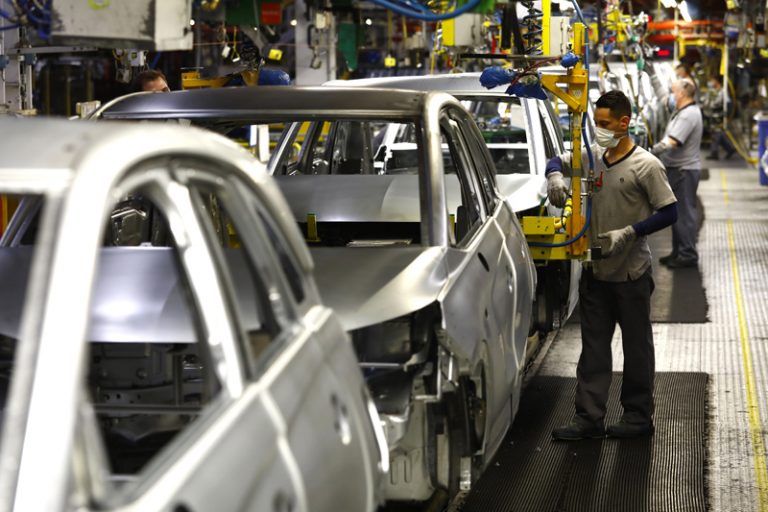 En 2027 Opel fabricará en Zaragoza un nuevo SUV eléctrico junto a Leapmotor