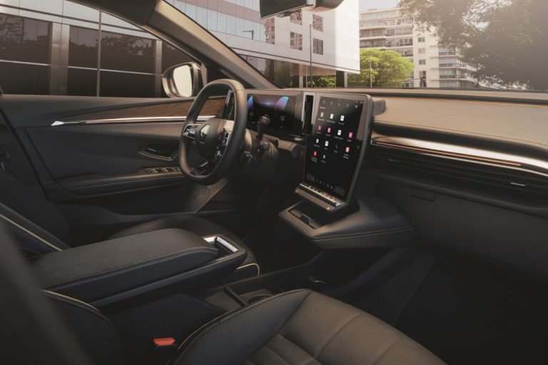 Descarga nuevas apps en el sistema OpenR Link de Renault