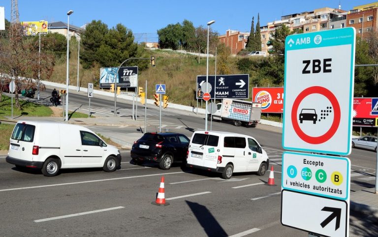 Estos son los coches que no podrán acceder a las zonas de bajas emisiones