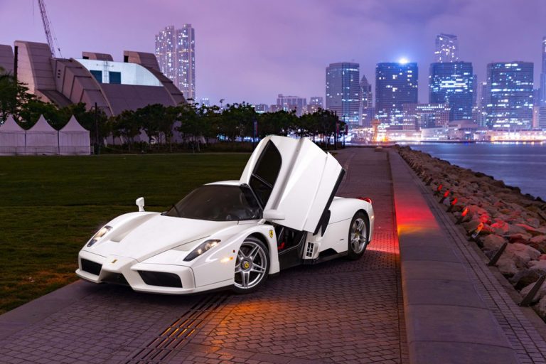 Este Ferrari Enzo es único y de ahí que cueste aún más caro que el resto